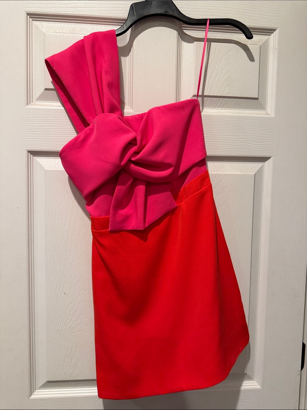 DO+BE One-Shoulder Two-Tone Pink and Red Mini Dress with Bow